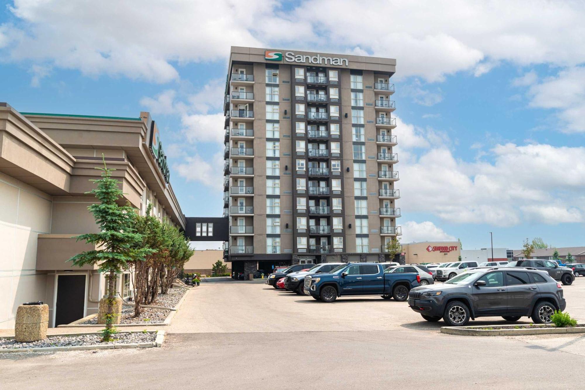 Sandman Hotel Edmonton West Экстерьер фото
